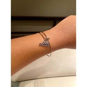 2018 Graduate Bangle